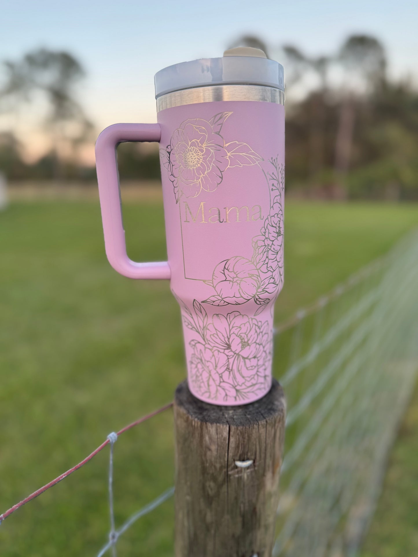 “Mama Floral” Engraved Tumbler 40 oz