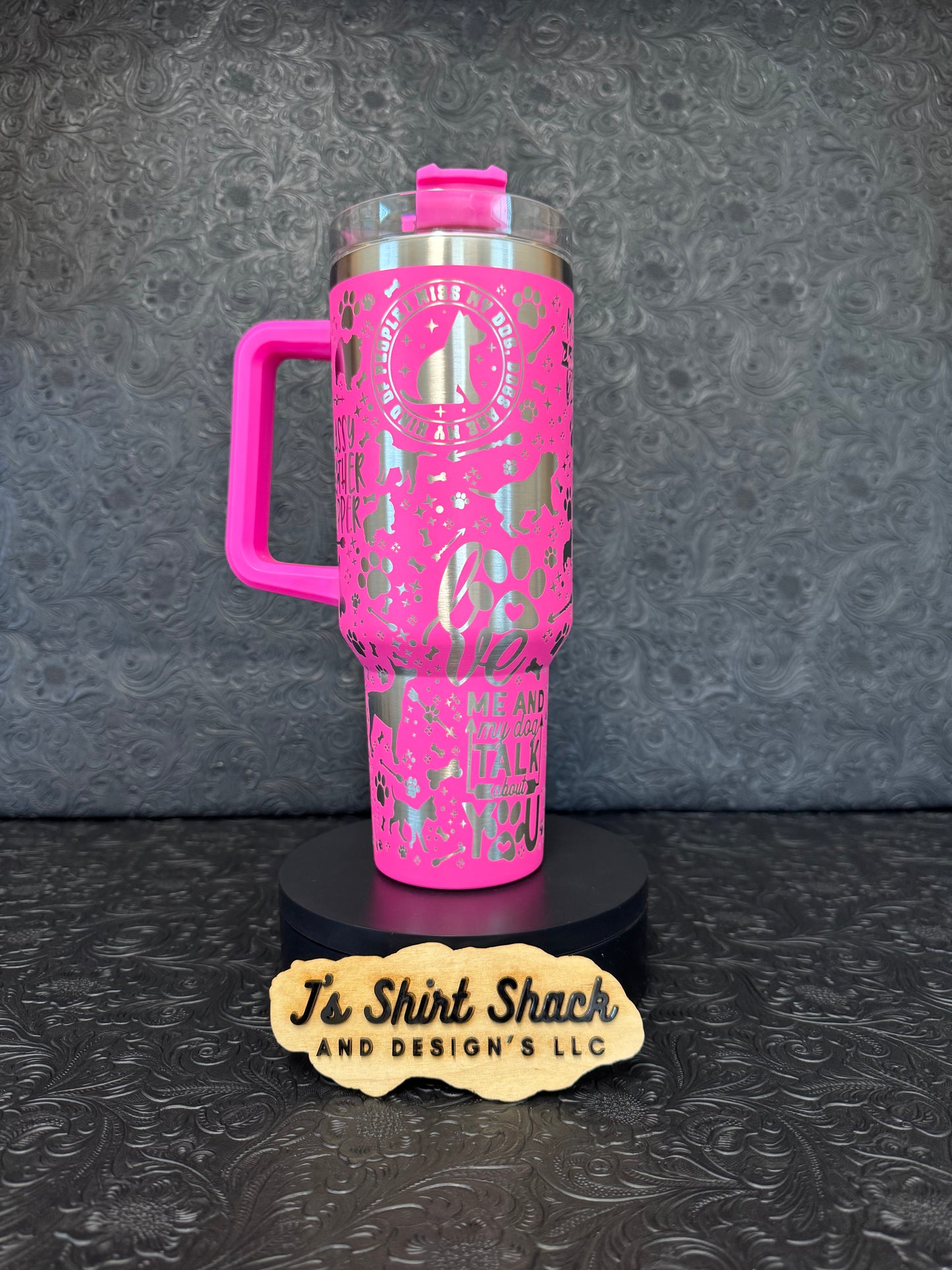 Engraved Tumbler 40 oz “Dog Mom”