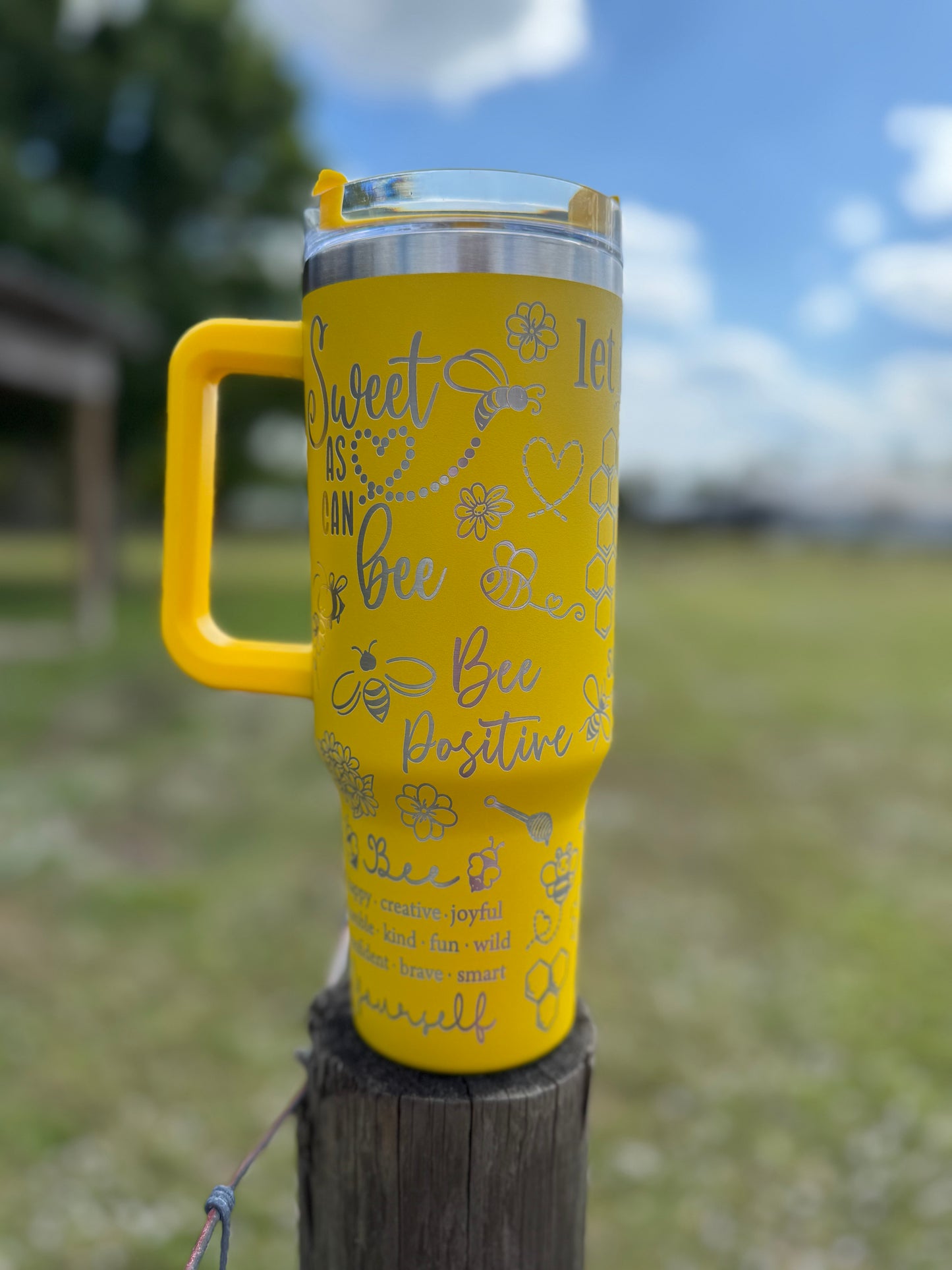 “Honey Bee” Engraved Tumbler 40 oz