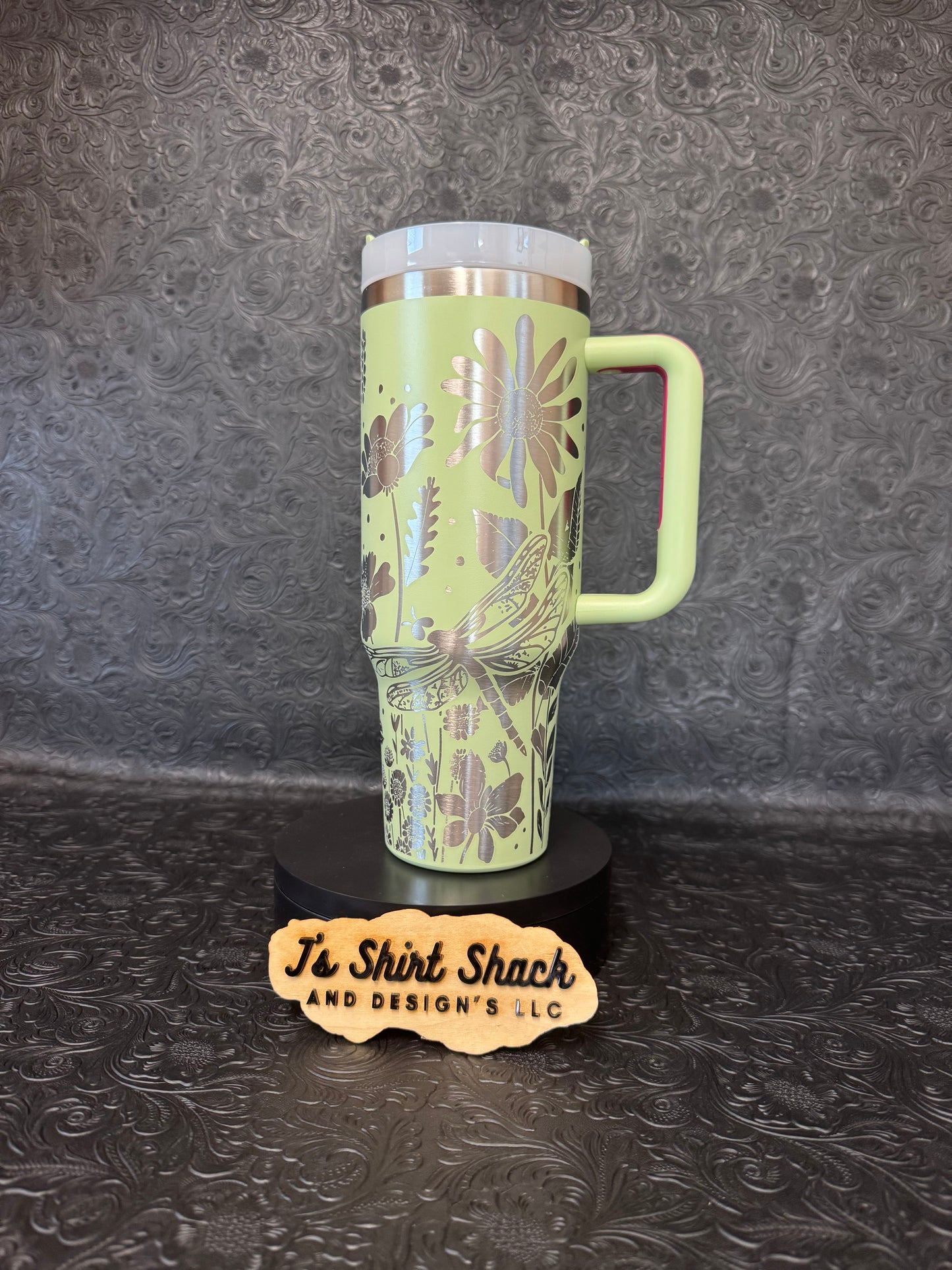 “Dragon Fly Weeds” Engraved Tumbler 40 oz