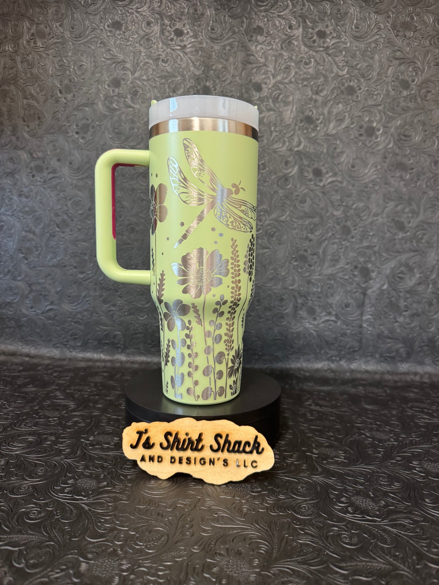 “Dragon Fly Weeds” Engraved Tumbler 40 oz